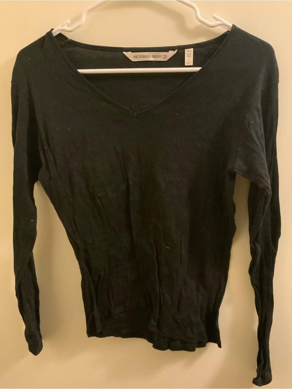 Vintage 1990s Victoria's Secret Black V-Neck Long Sleeve Tee